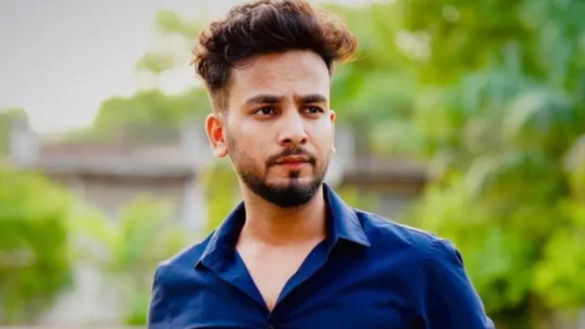 एल्विश यादव के खिलाफ कोर्ट ने एफआईआर दर्ज करने का आदेश